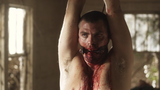 Mezarına Tüküreceğim Fotoğrafı