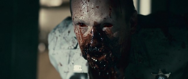 Mezarına Tüküreceğim Fotoğrafı