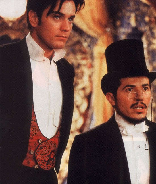 Kırmızı Değirmen Fotoğrafı