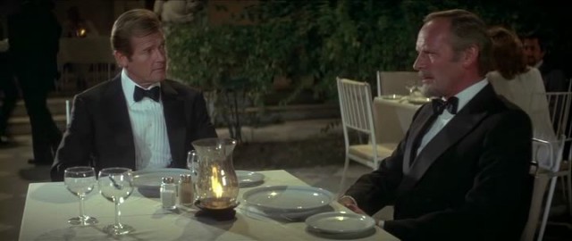 Yalnız Gözlerin İçin Fotoğrafı