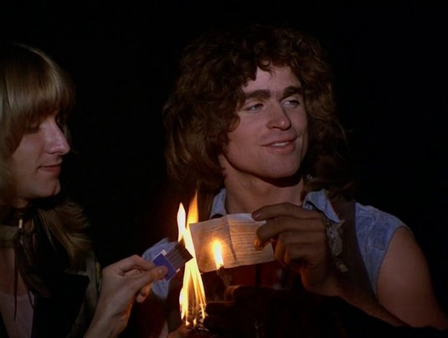 Bırak Güneş İçeri Girsin Fotoğrafı