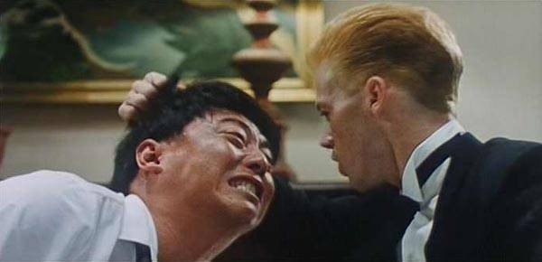 The ınspector Wears Skirts 2 Fotoğrafı