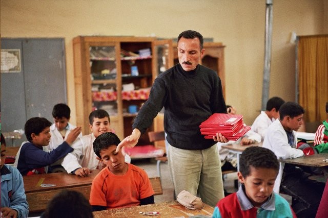 Çin Hala Uzakta fotoğrafı