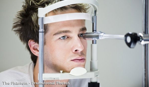 Kızıl Maske Fotoğrafı