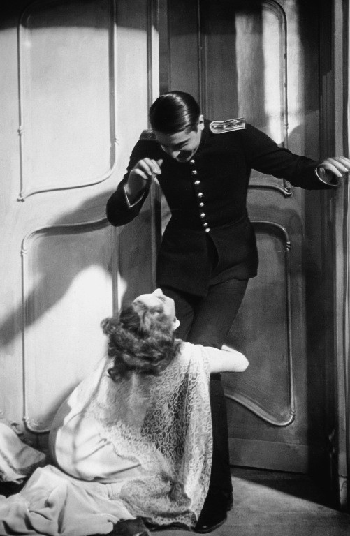 Die Wunderbare Lüge Der Nina Petrowna fotoğrafı