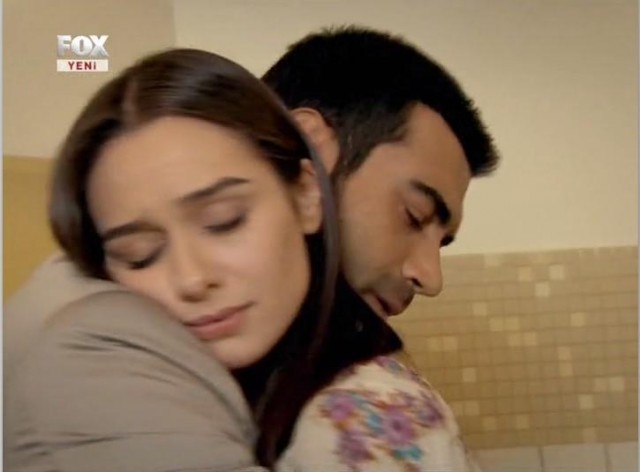 Yer Gök Aşk Fotoğrafı