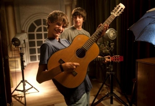 Aşk Tesadüfleri Sever Fotoğrafı