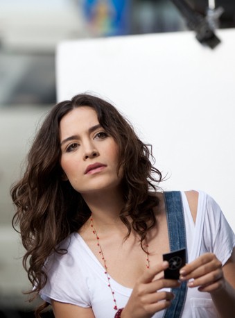 Aşk Tesadüfleri Sever Fotoğrafı