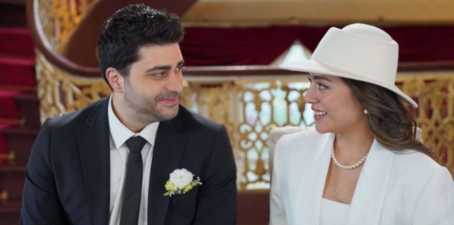 "Kızılcık Şerbeti" Dizisinde Yönetmen Değişikliği! Yeni İsim Belli Oldu