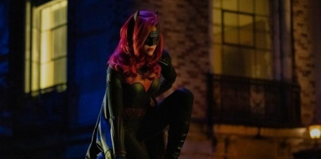 CW ‘Batwoman’ın Pilot Bölümü İçin Sipariş Verdi