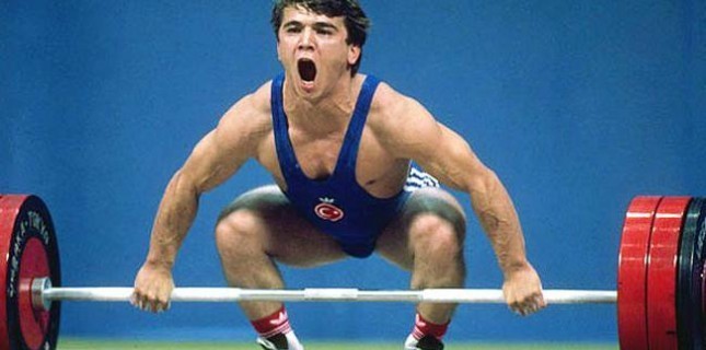 'Cep Herkülü: Naim Süleymanoğlu' Filminden Yeni Teaser