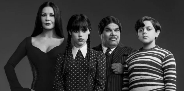 Netflix’in “Wednesday” Dizisinden Addams Ailesi’ne İlk Bakış!