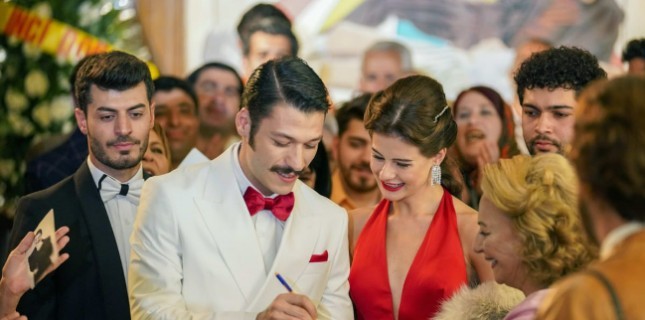 “Sevda Mecburi İstikamet” 6 Ocak’ta Sinemalarda!