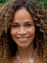 Sherri Saum fotoğrafı