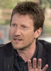 Mark Bazeley fotoğrafı