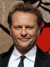 Neil Stuke fotoğrafı