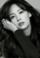 Lee Na-young fotoğrafı
