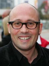 Adam Elliot fotoğrafı