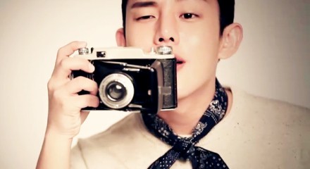 Yu Ah-in Fotoğrafı