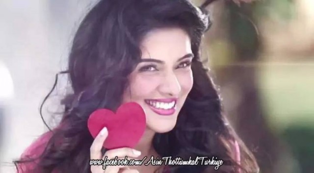 Asin Thottumkal Fotoğrafı