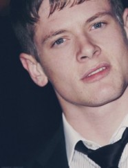 Jack O'Connell fotoğrafı