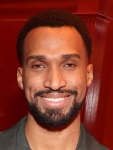 Nathan Mitchell fotoğrafı