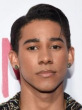 Keiynan Lonsdale fotoğrafı