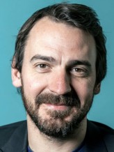 Ewen Leslie fotoğrafı