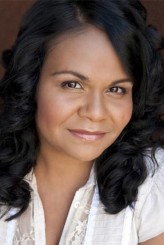 Ursula Yovich fotoğrafı