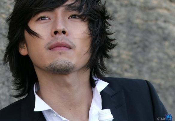 Hyun Bin Fotoğrafı