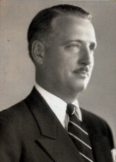 Robert Gleckler fotoğrafı