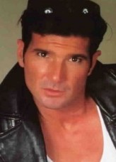 Carlo Corazon fotoğrafı