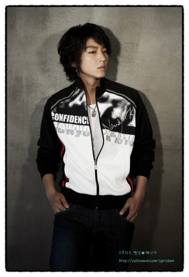 Lee Jun-ki Fotoğrafı