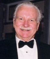 Walter Massey fotoğrafı