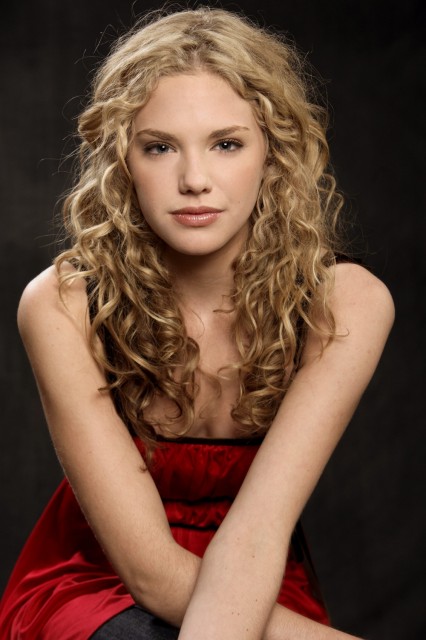 Mackenzie Mauzy Fotoğrafı