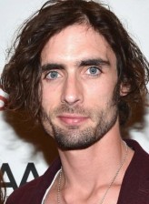 Tyson Ritter fotoğrafı