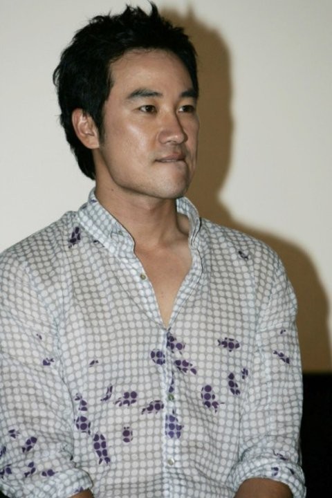 Uhm Tae-woong Fotoğrafı