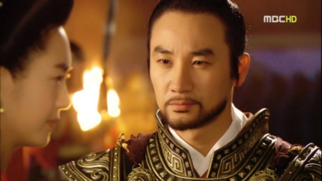 Uhm Tae-woong Fotoğrafı