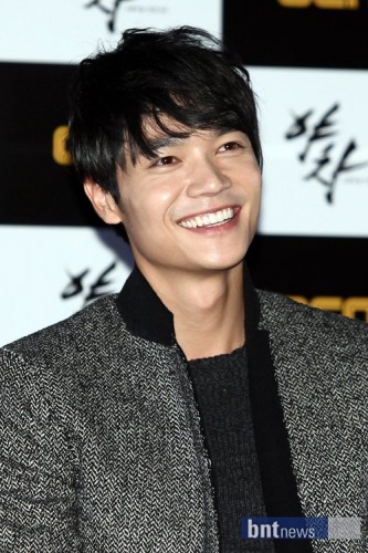 Seo Do-young fotoğrafı