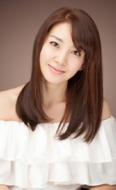 Lee Ah-Hyun fotoğrafı