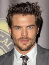 Charlie Weber fotoğrafı