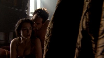 Katie McGrath Fotoğrafı