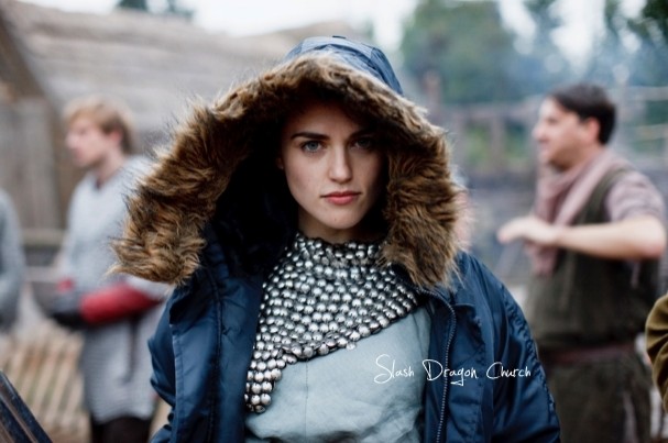 Katie McGrath Fotoğrafı