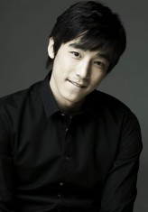 Jin Yi-han fotoğrafı