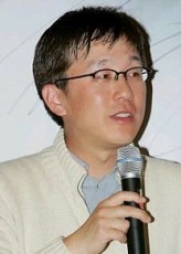 Kang Shin-hyo (i) fotoğrafı