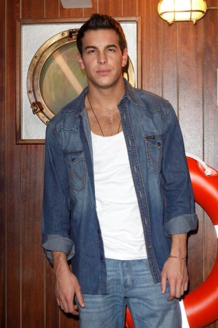 Mario Casas Fotoğrafı