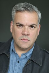 Robert Larriviere fotoğrafı