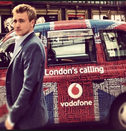 Rowly Dennis Fotoğrafı