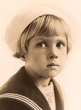 Georgie Stone fotoğrafı