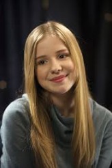 Hannah Endicott-Douglas fotoğrafı